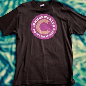 Commonwealth “For the greater good”. Black T-Shirt. Mens size L